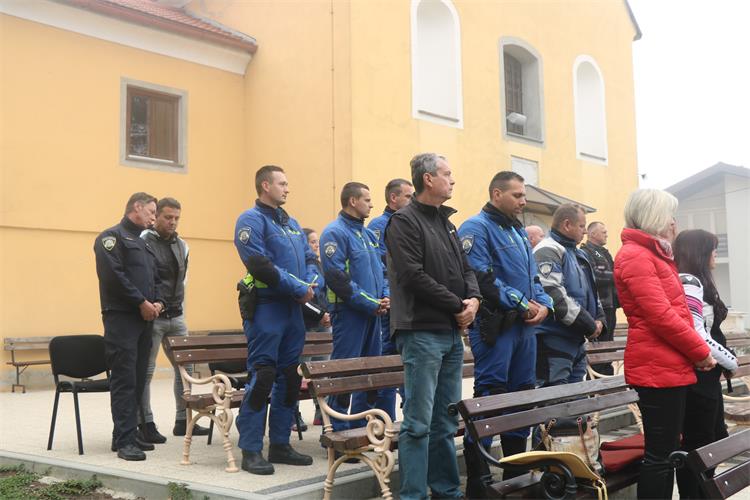 Slika /PU_KA/PU_info/2022/PPRP_blagoslov motorista_1510.2022/2.jpg